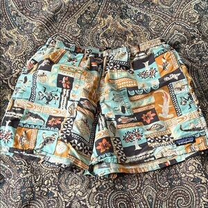 Men’s M patagonia baggies shorts
